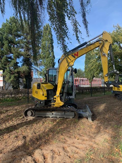 Excavator ET65