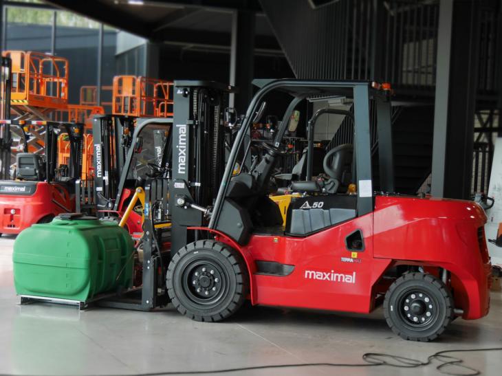 maximal-a50-sideview2-1759137054.jpg